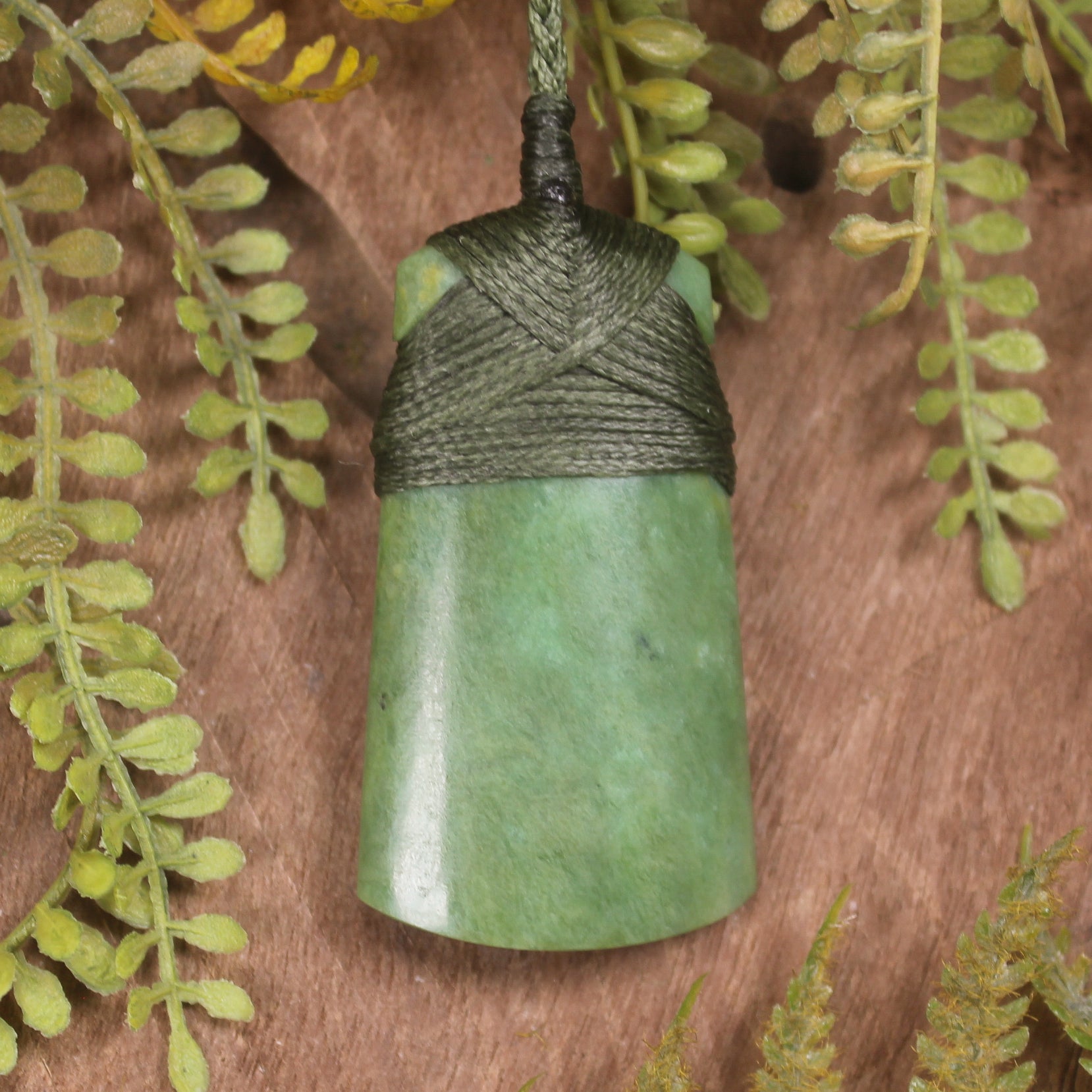 Flower Jade Pounamu Toki