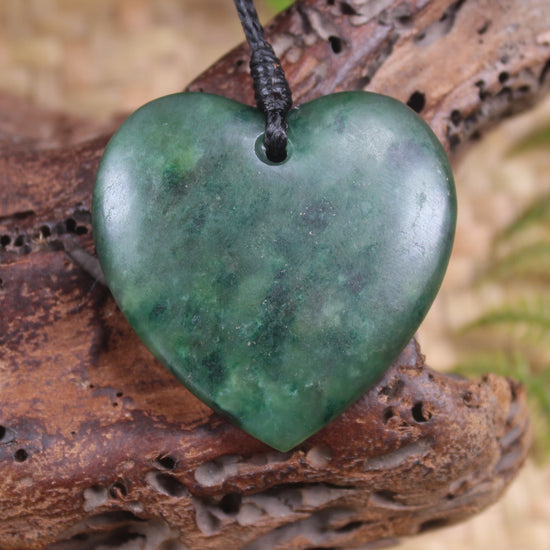 Heart carved from Kawakawa Pounamu - NZ Greenstone