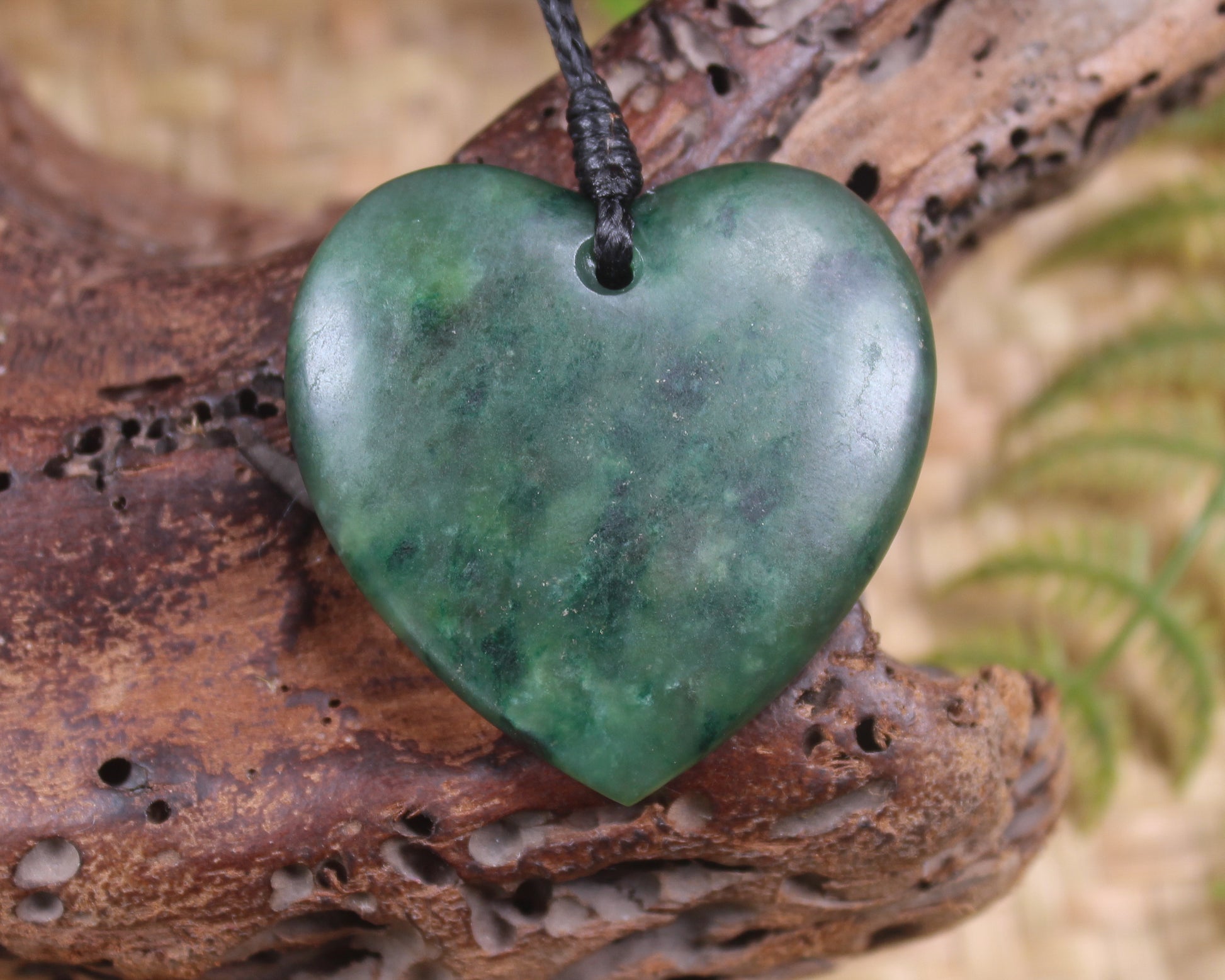 Heart carved from Kawakawa Pounamu - NZ Greenstone