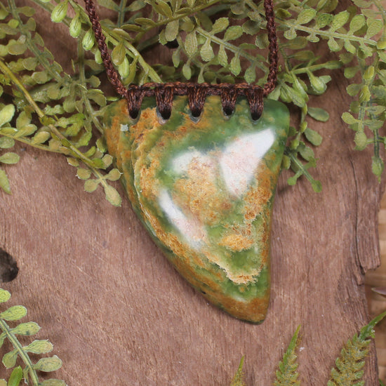 Flower Jade Pounamu Taniwha Tooth pendant