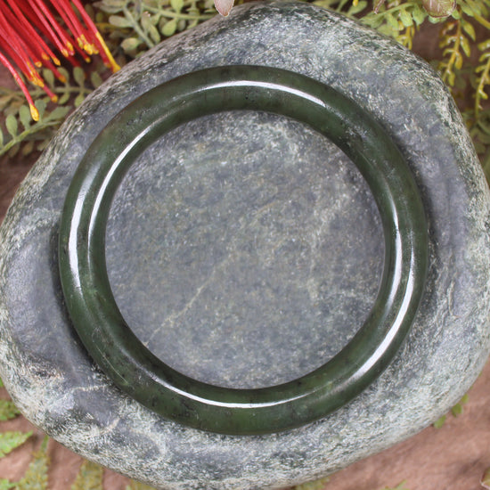 Rimu Pounamu Bangle