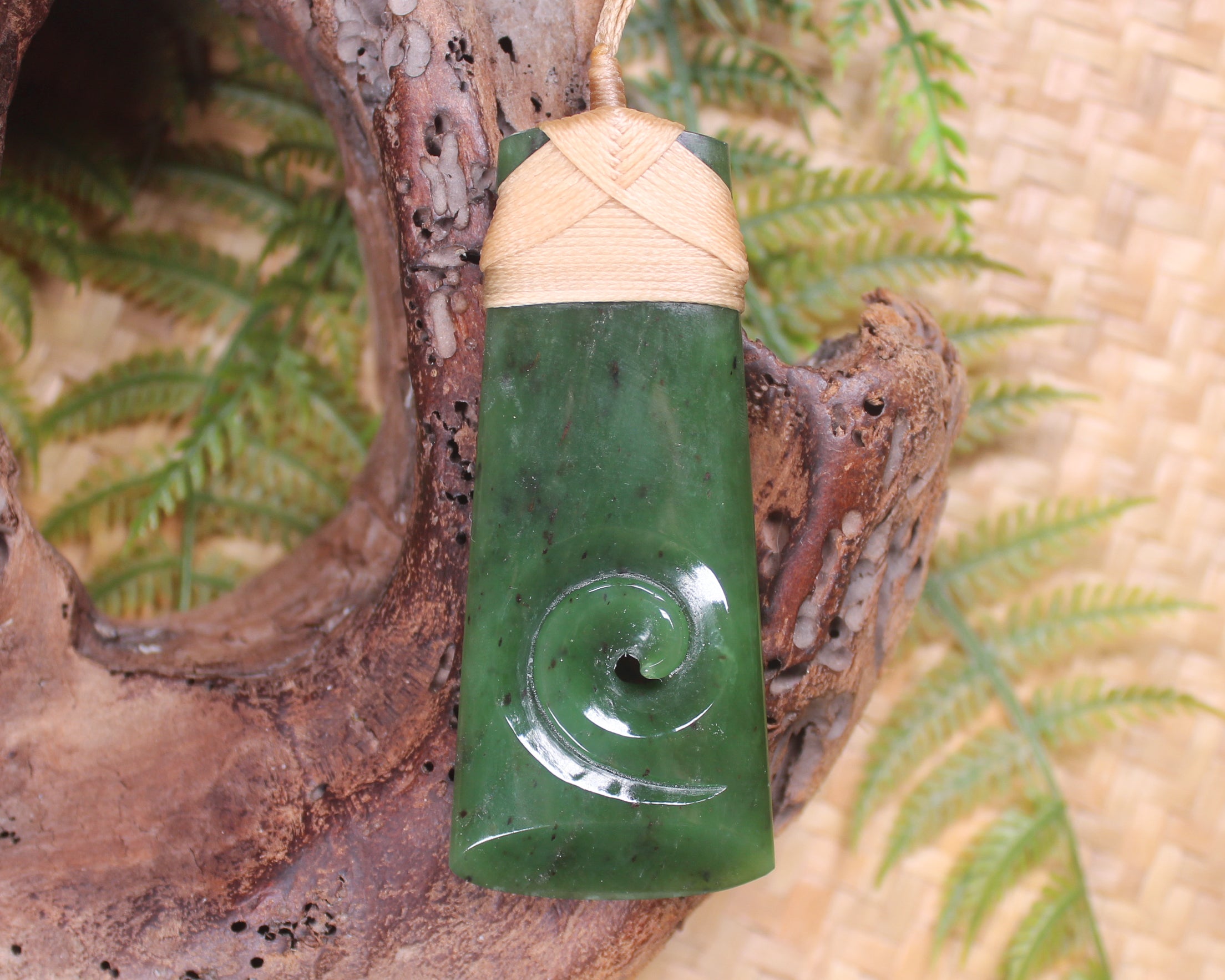 Toki or Adze with Koru carved from Hapopo Pounamu - NZ Greenstone