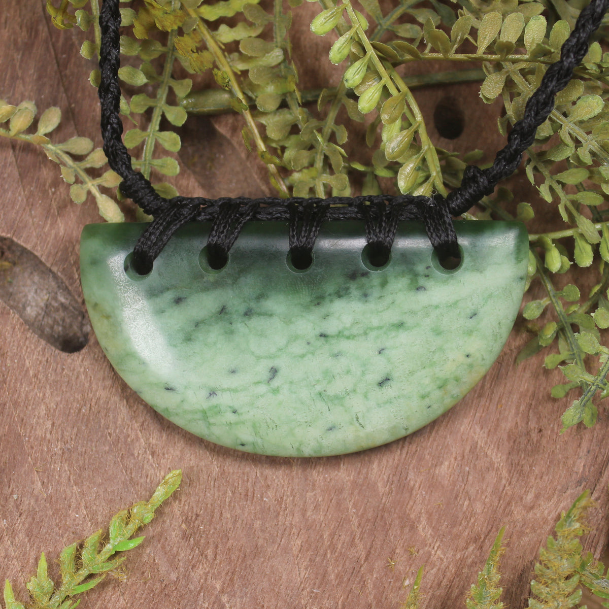 NZ Greenstone Large Kōuma Breastplate Pendant Kawakawa Pounamu
