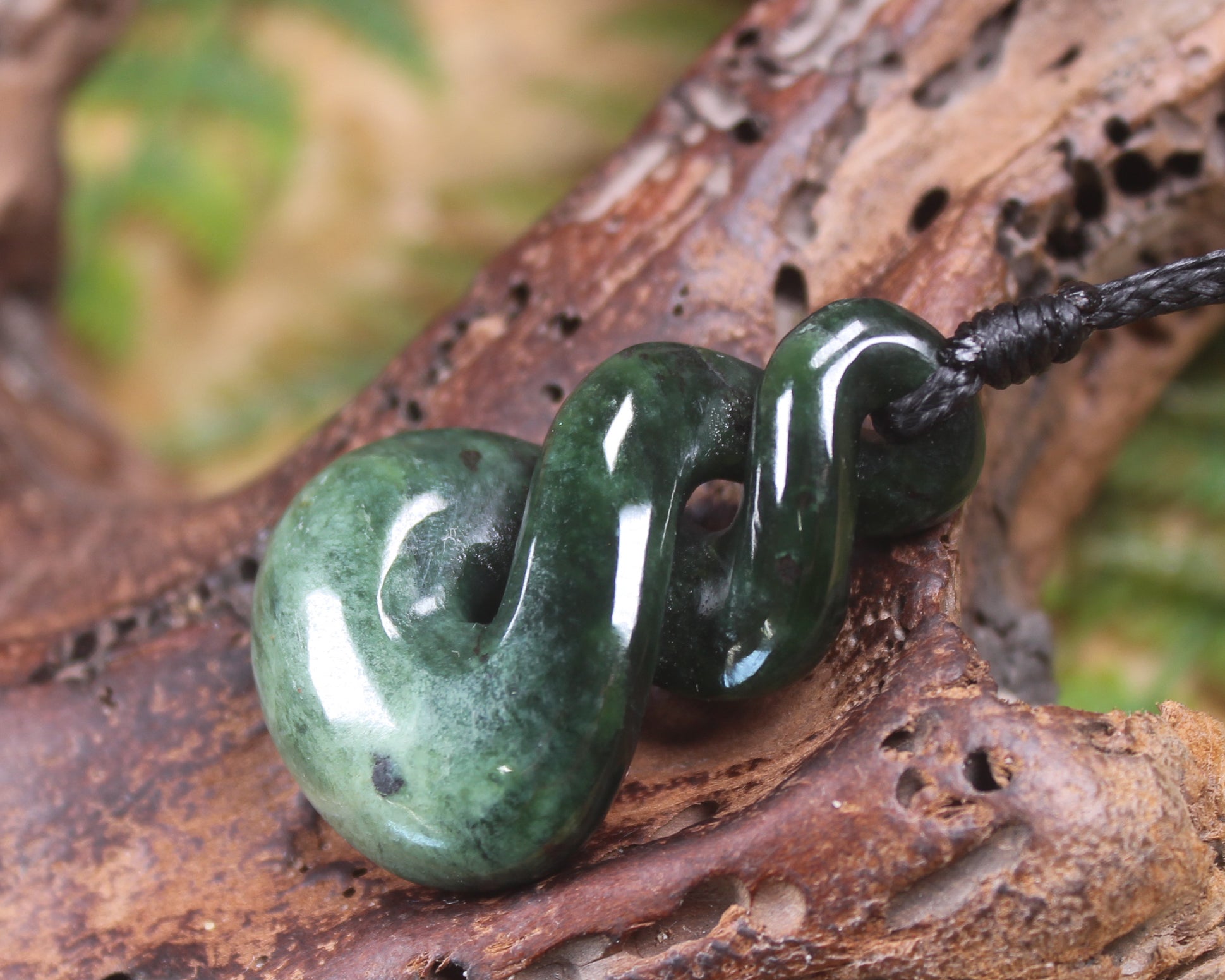 Twist carved from Kawakawa Pounamu - NZ Greenstone