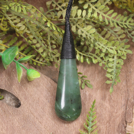 Roimata or Teardop carved from Hapopo Pounamu - NZ Greenstone