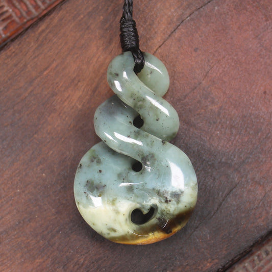 Twist or Pikorua carved from Hapopo Pounamu - NZ Greenstone