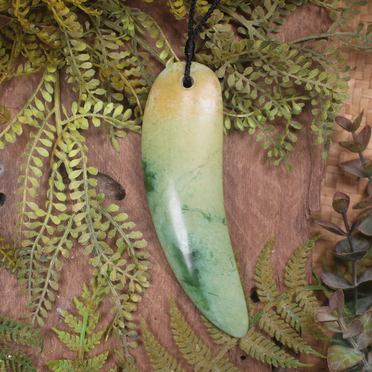 Flower Jade Pounamu Taniwha Tooth pendant