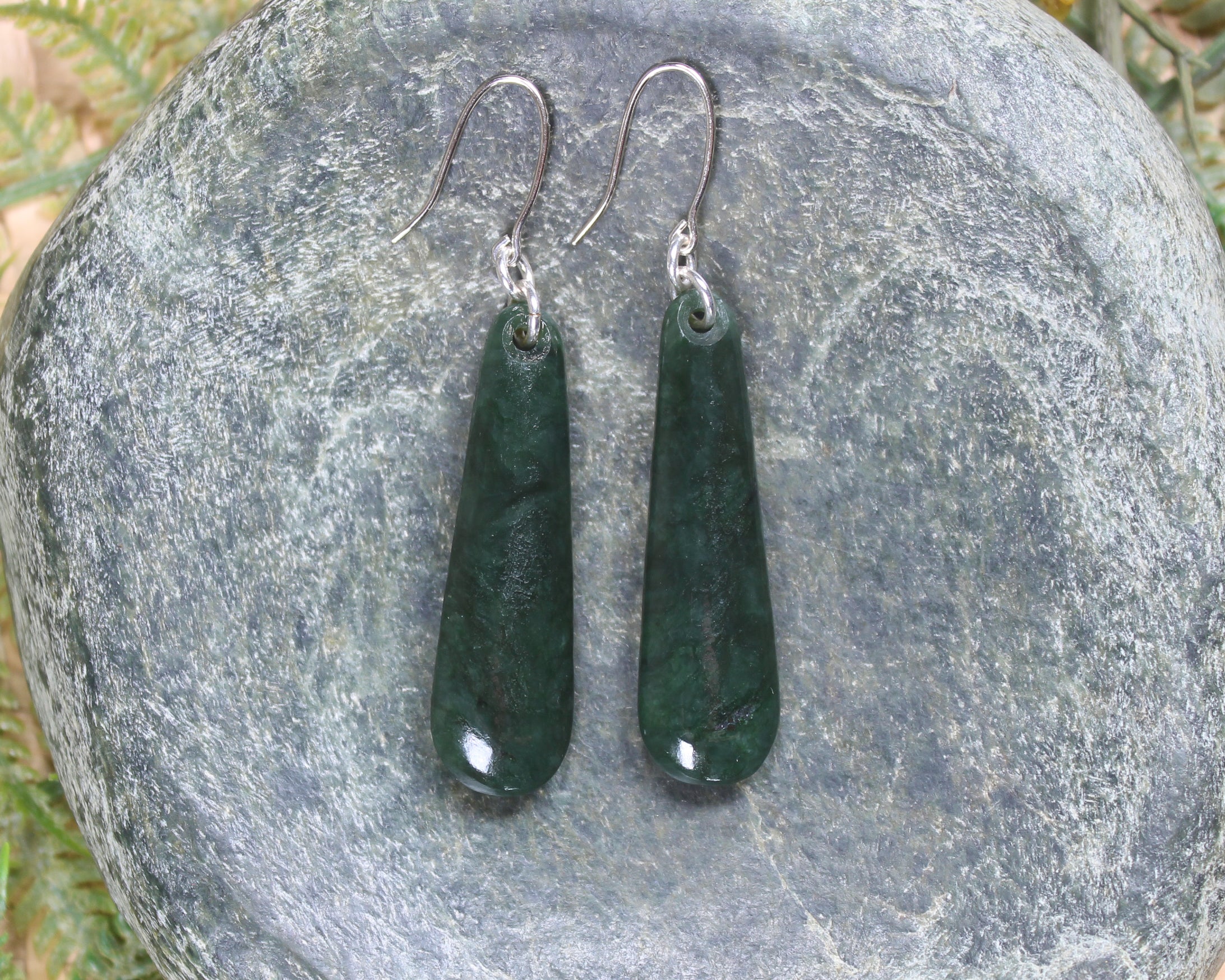 Kawakawa Pounamu earrings