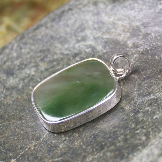 Hapopo Pounamu pendant set in Sterling Silver - NZ Greenstone