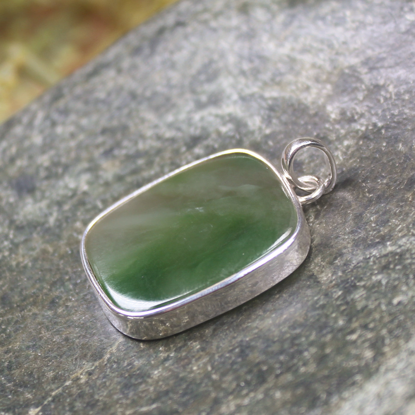 Hapopo Pounamu pendant set in Sterling Silver - NZ Greenstone