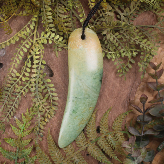 Flower Jade Pounamu Taniwha Tooth pendant