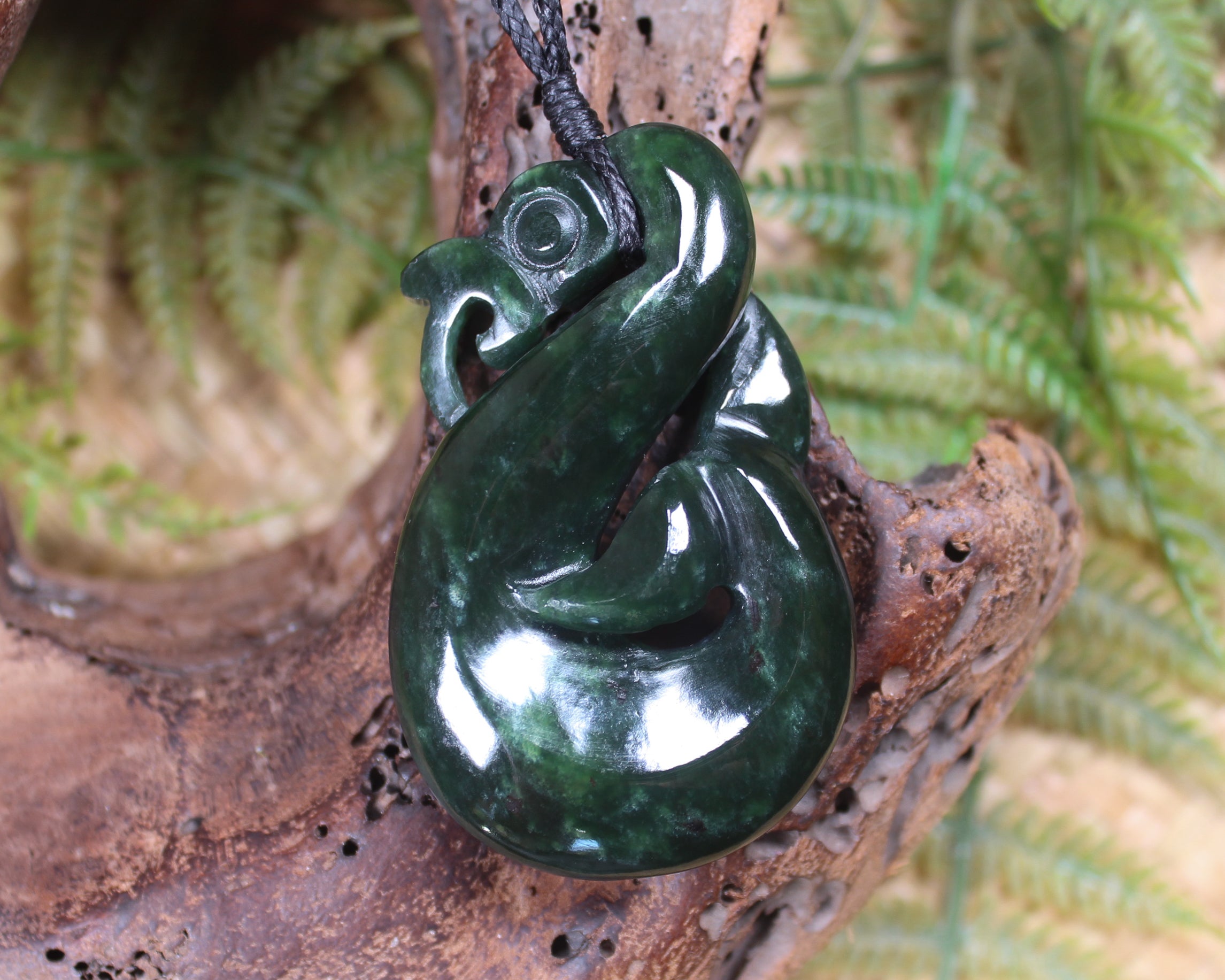 Manaia carved from Kawakawa Pounamu - NZ Greenstone