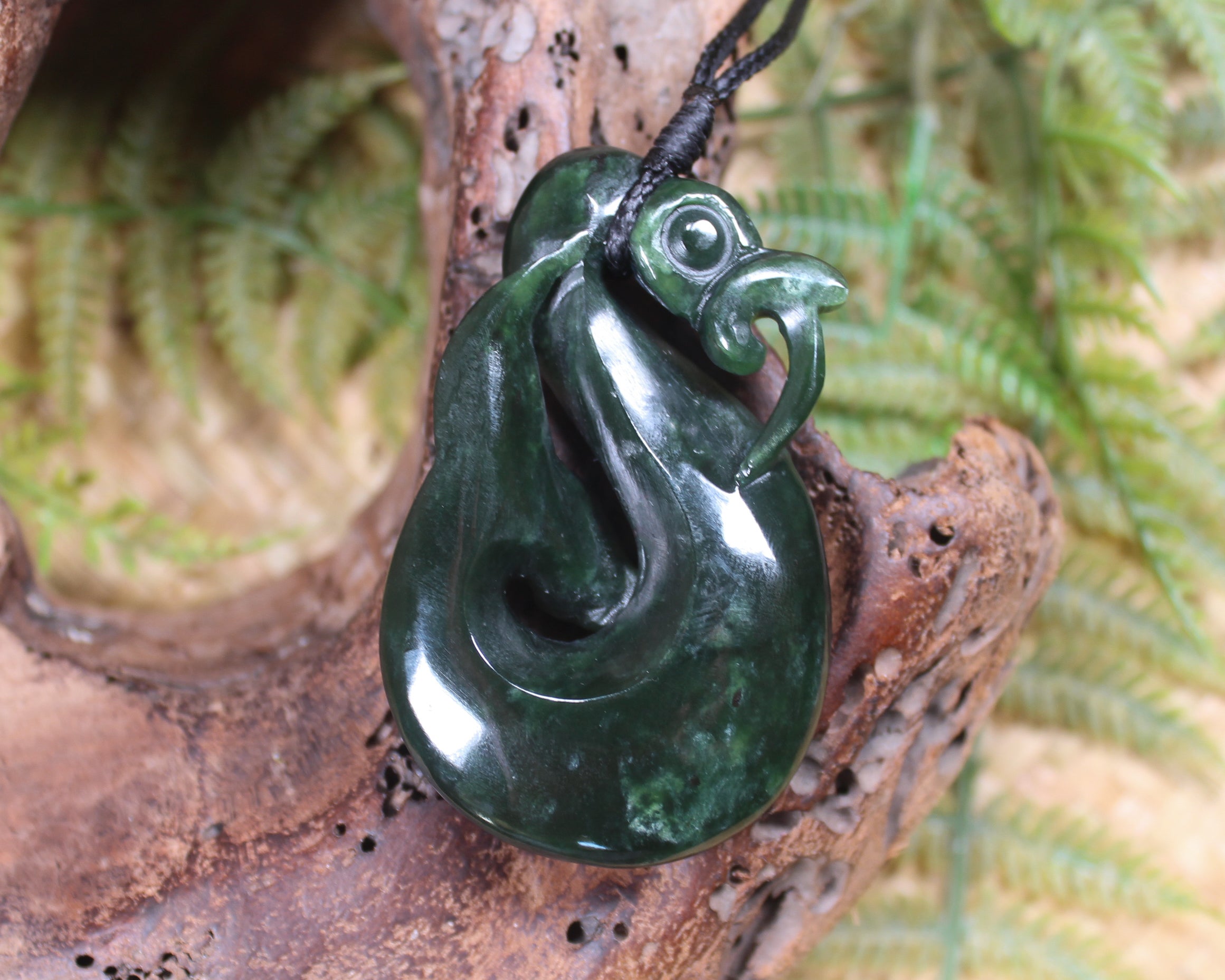 Manaia carved from Kawakawa Pounamu - NZ Greenstone