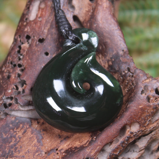 Hei Matau or Fish Hook carved from Kawakawa Pounamu - NZ Greenstone