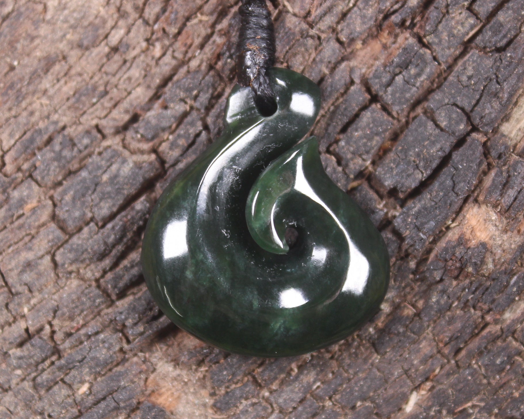 Hei Matau or Fish Hook carved from Kawakawa Pounamu - NZ Greenstone