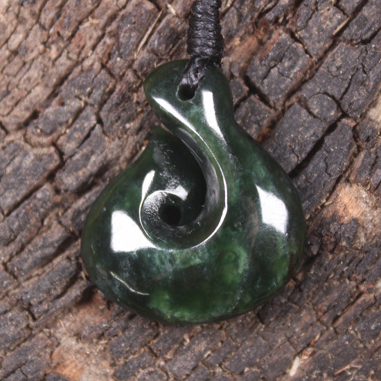Hei Matau or Fish Hook carved from Kawakawa Pounamu - NZ Greenstone