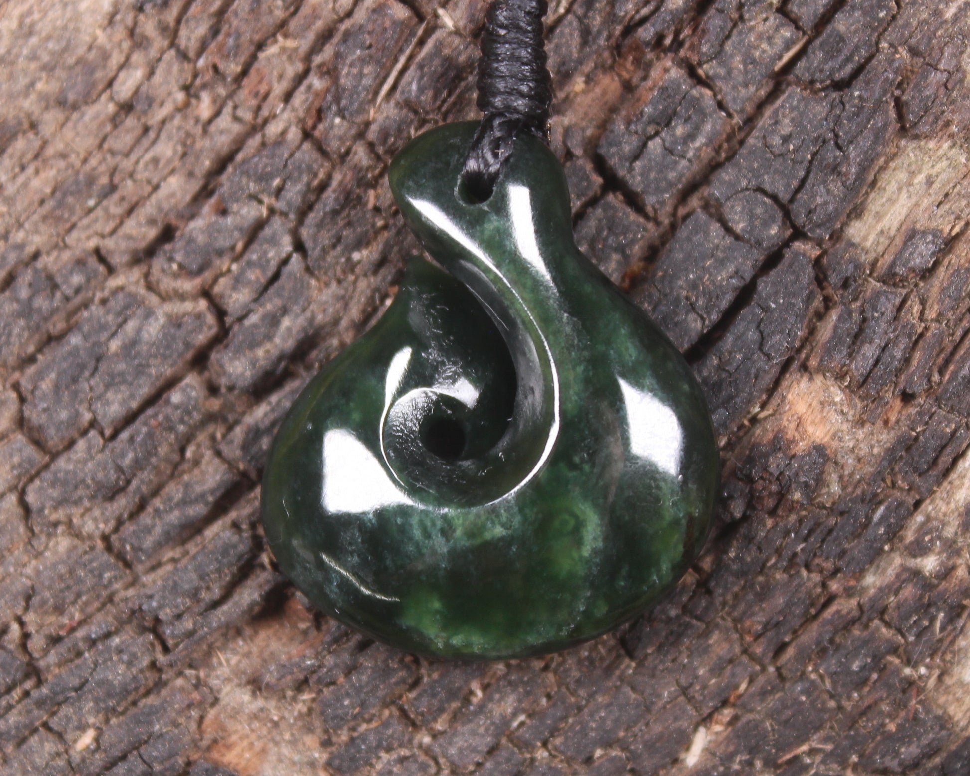 Hei Matau or Fish Hook carved from Kawakawa Pounamu - NZ Greenstone