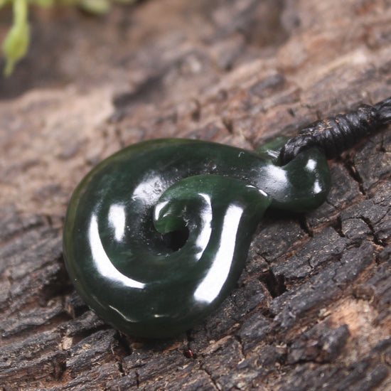 Hei Matau or Fish Hook carved from Kawakawa Pounamu - NZ Greenstone