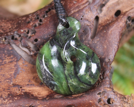 Douglas Creek pounamu hei matau pendant - NZ Greenstone