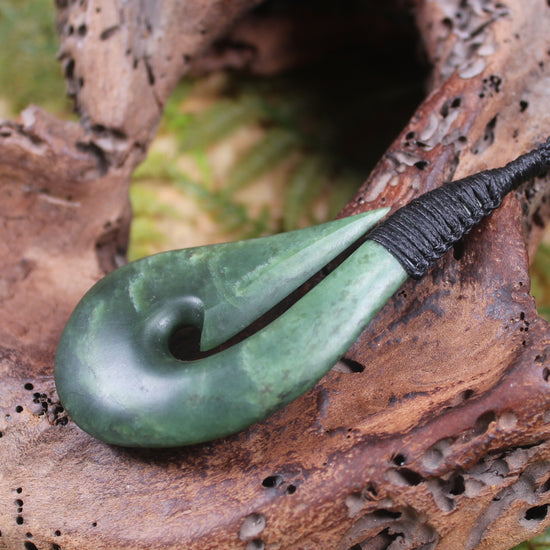 Hei Matau or Fish Hook carved from Kawakawa Pounamu - NZ Greenstone