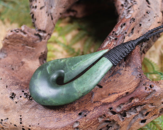 Hei Matau or Fish Hook carved from Kawakawa Pounamu - NZ Greenstone