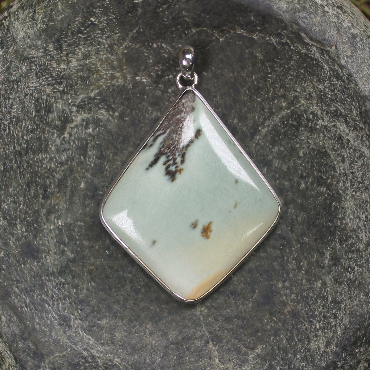 Sterling Silver Greenstone Pendant carved from Raukaraka  Pounamu - NZ Greenstone