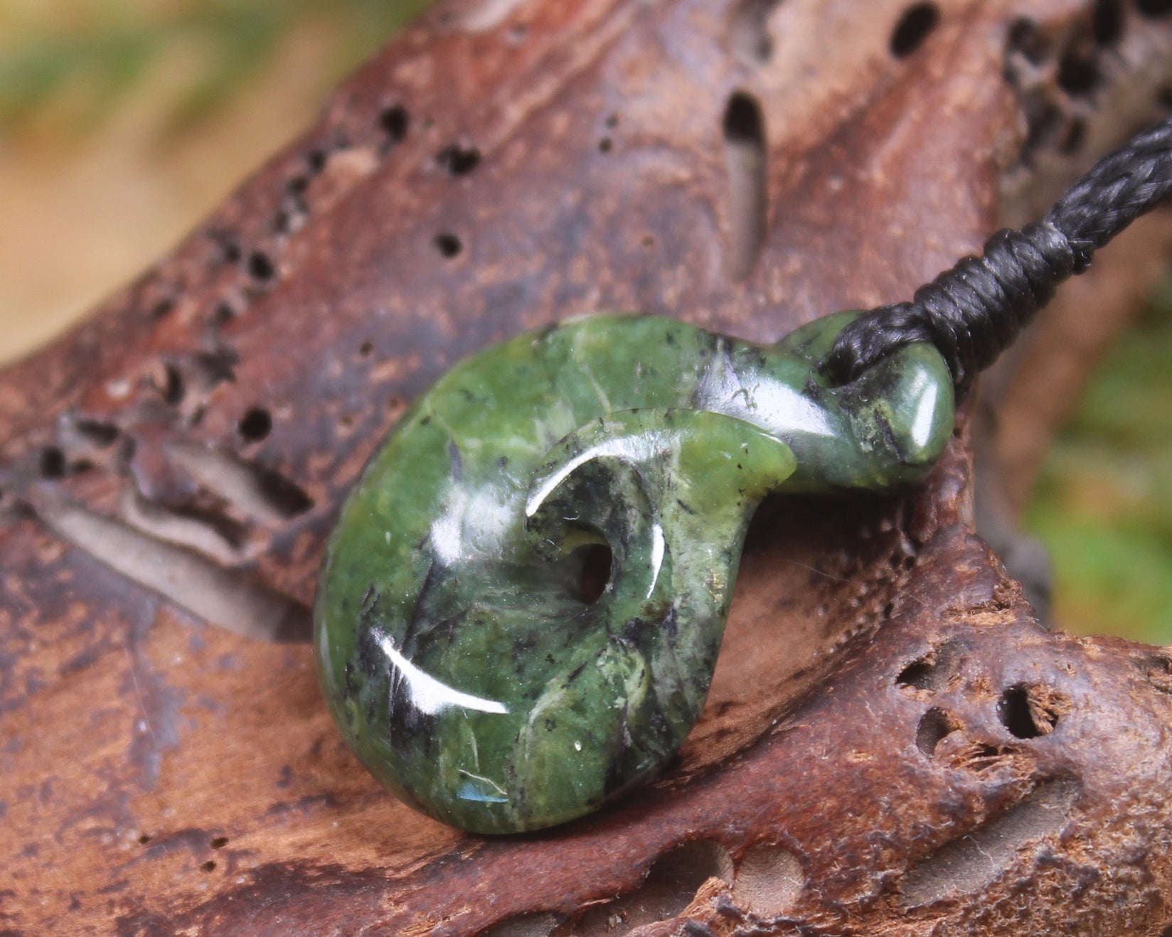Douglas Creek pounamu hei matau pendant - NZ Greenstone