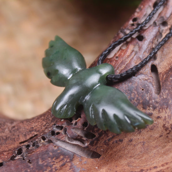 Manu or Bird Pendant carved from Kawakawa Pounamu - NZ Greenstone