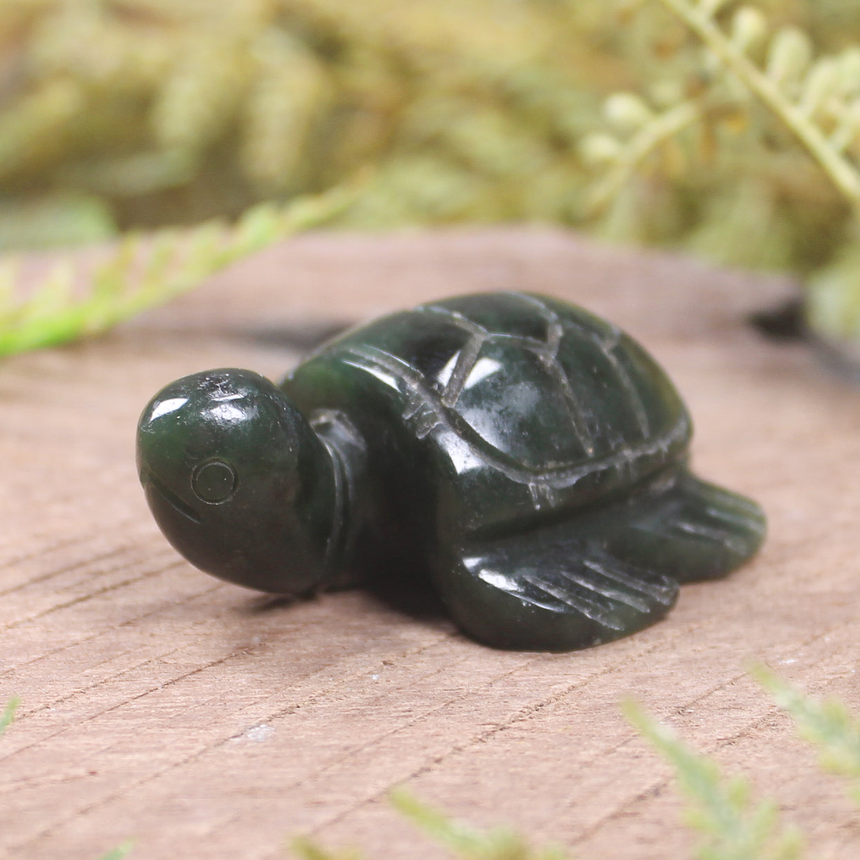Rimu Pounamu Turtle Sculpture