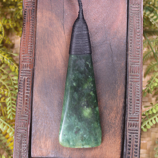 Flower Jade Pounamu Toki Pendant - NZ Greenstone