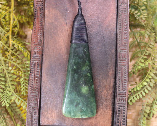 Flower Jade Pounamu Toki Pendant - NZ Greenstone