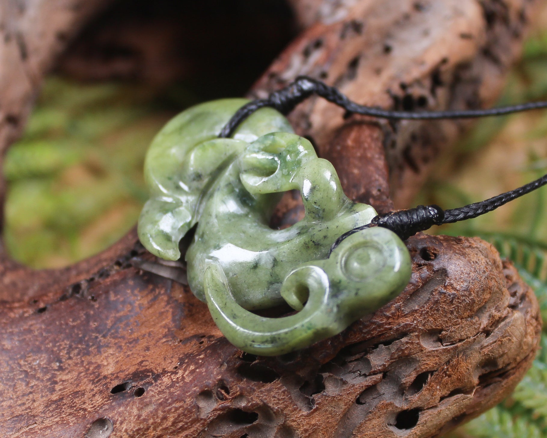 Manaia pendant carved from NZ Serpentine