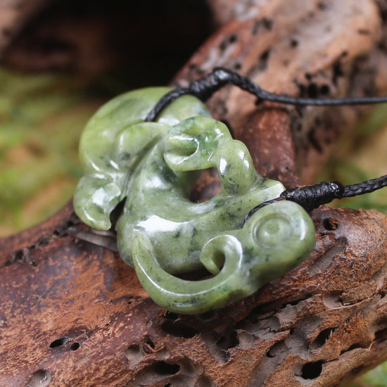 Manaia pendant carved from NZ Serpentine