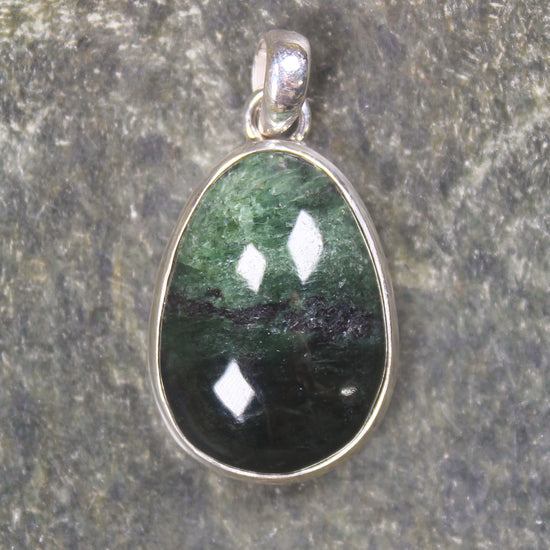 Kawakawa Pounamu pendant set in Sterling Silver - NZ Greenstone