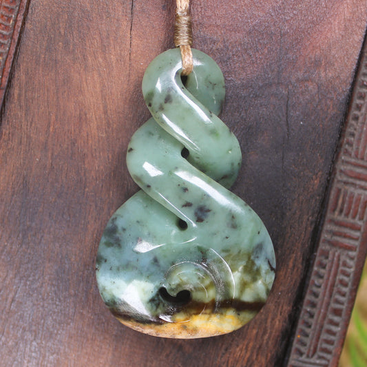 Twist or Pikorua carved from Flower Jade Pounamu - NZ Greenstone