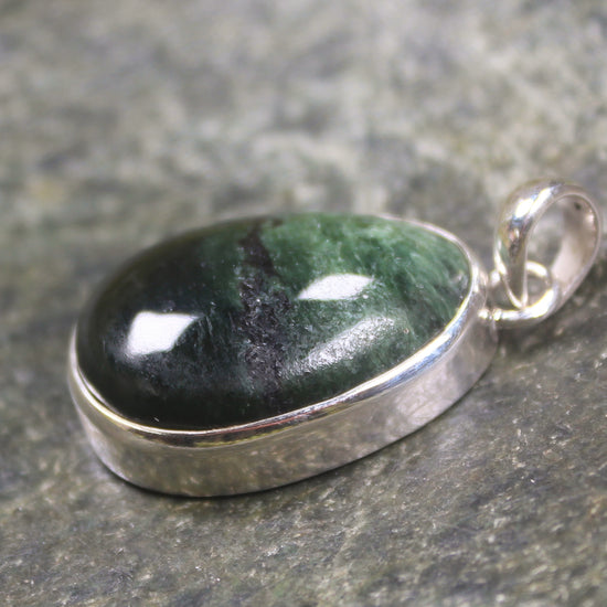 Kawakawa Pounamu pendant set in Sterling Silver - NZ Greenstone
