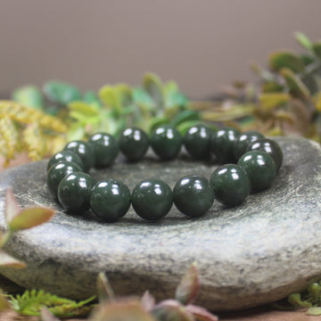 Kawakawa Pounamu beaded bracelet
