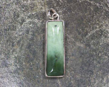 NZ Greenstone Medium Sterling Silver Pendant (BM517) Kawakawa Pounamu
