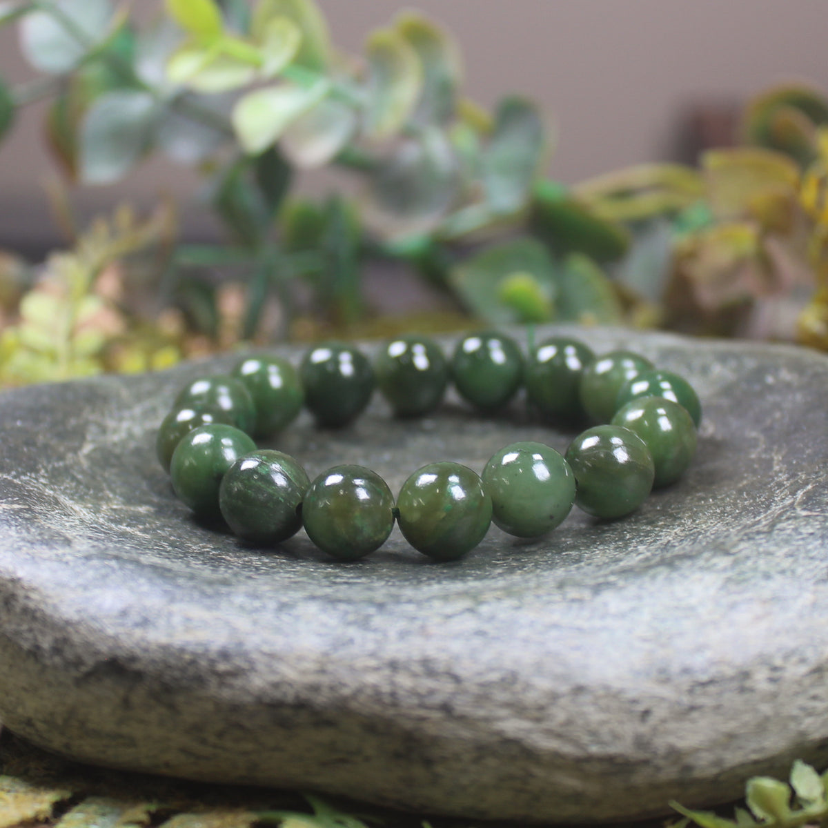 Kawakawa Pounamu beaded bracelet