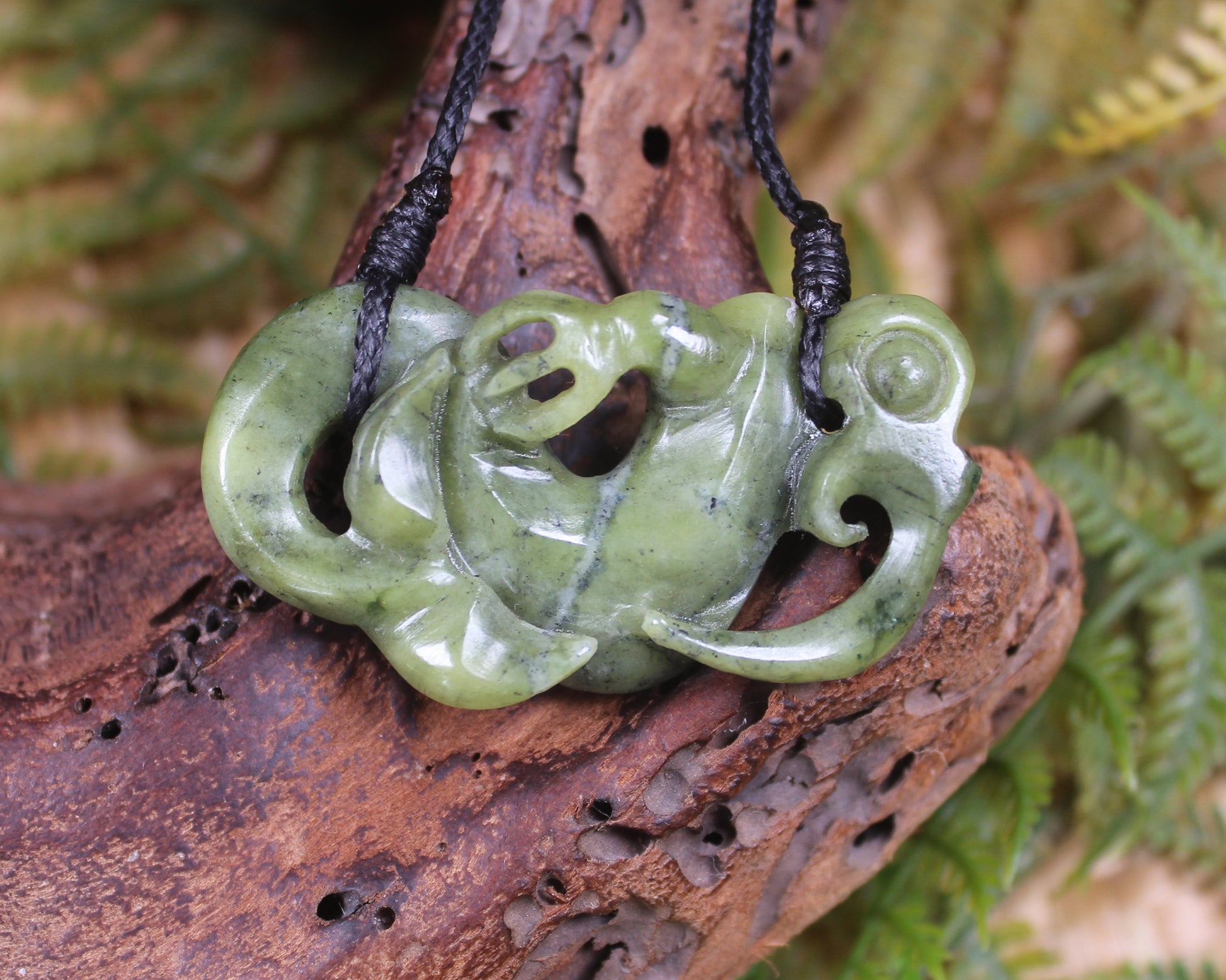 Manaia pendant carved from NZ Serpentine