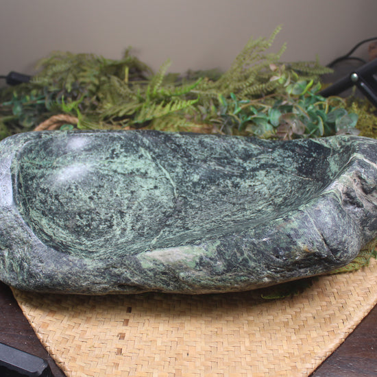 NZ Serpentine Bowl