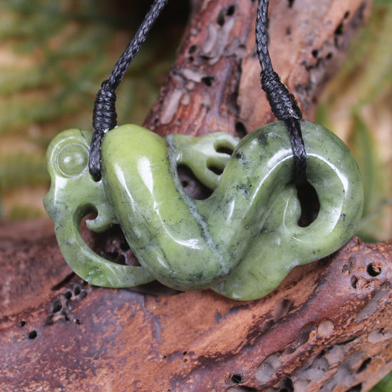 Manaia pendant carved from NZ Serpentine