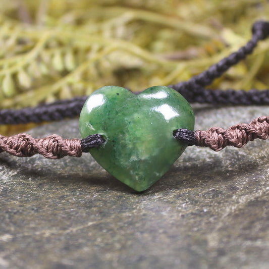 Adjustable cord bracelet with Kawakawa Pounamu