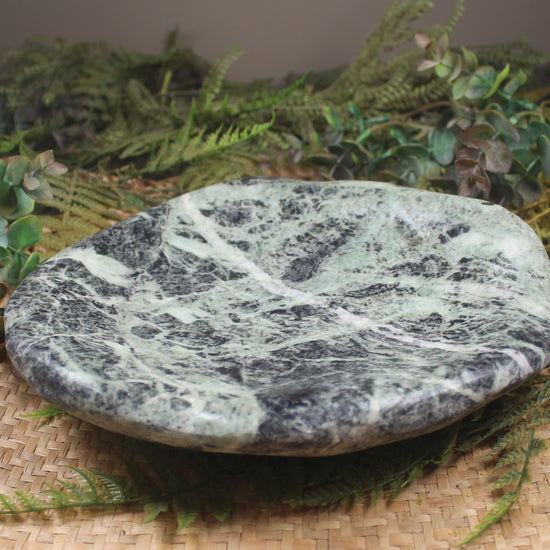 NZ Serpentine Bowl