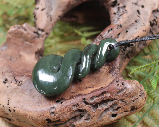 Twist carved from Rimu Pounamu - NZ Greenstone