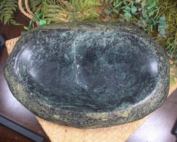 NZ Serpentine Bowl