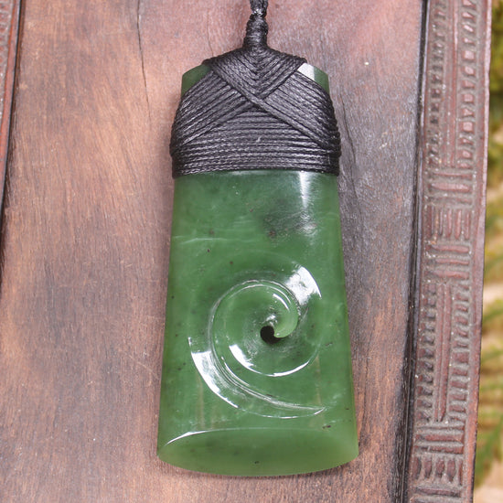 Toki or Adze with Koru carved from Hapopo Pounamu - NZ Greenstone