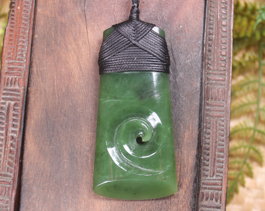 Toki or Adze with Koru carved from Hapopo Pounamu - NZ Greenstone