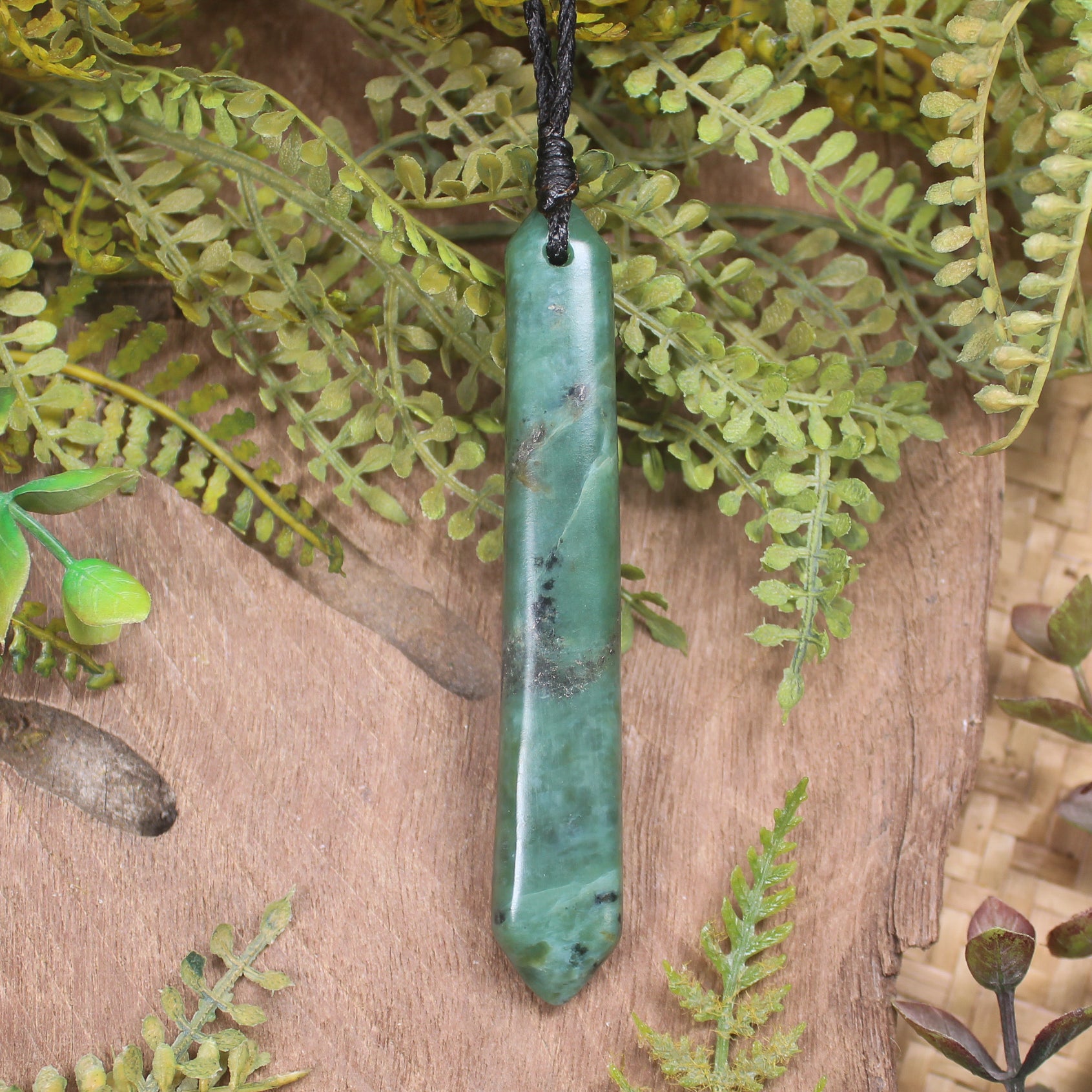 Roimata or Teardrop carved from Inanga Pounamu - NZ Greenstone