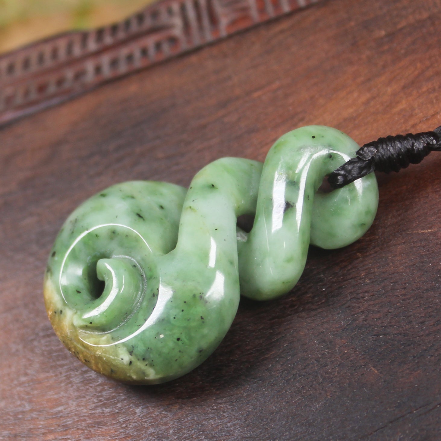 Twist or Pikorua carved from Flower Jade Pounamu - NZ Greenstone